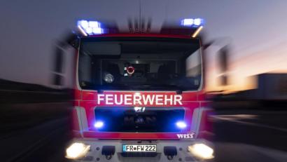 Symbolbild: Patrick Seeger
Eine Million Euro Sachschaden ist bei einem Bauernhofbrand entstanden.