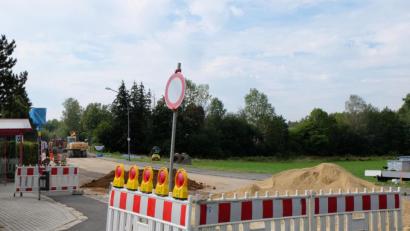Bild: Stefanie Gradl
Von der Ketteler Straße bis zur Schlichter Kreuzung werden die neuen Wasserleitungen verlegt.