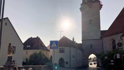 Bild: stg
Die Zufahrt zum Stadtplatz wird in den kommenden zwei Wochen aus dieser Richtung nicht möglich sein.