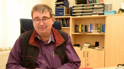 Bild: bey
Stadtpfarrer Pater Hans Ring bedauert die Absagte des Kreuzbergfests, sieht aber wegen der Hygienevorgaben auch keine andere Möglichkeit.