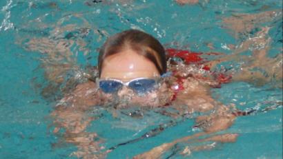 Archivbild: wel
Start frei zum Schwimmspaß: Die Stadtwerke Freizeit GmbH öffnet am 22. September das Hallenbad.