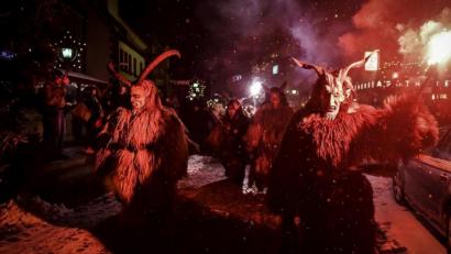 Archivbild: Miedl/fph
Die schaurige Krampus-Gruppe hat heuer keinen Auftritt in Marktredwitz.