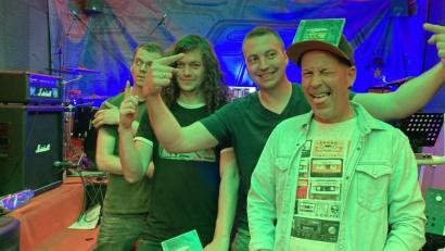 Bild: prh
Die Band "Superniere" mit Stefan Lang, Christoph Schenk, Andreas und Tobias Poyer (von rechts) hat mit "Low Price Lullabies" ein beachtens- und hörenswertes Debütalbum auf den Markt gebracht.