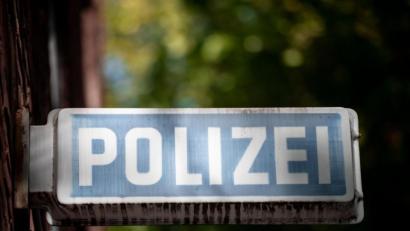 Bild: Fabian Strauch
Bei einem Einsatz wegen einer Ruhestörung in Göttingen ist es zu einem Fall offenbar illegaler Polizeigewalt gekommen. (Symbolbild). Foto: Fabian Strauch/dpa