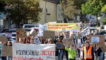 Archivbild: Wolfgang Steinbacher
Rund 650 Teilnehmer zählte die Klima-Demo am 20. September 2019 in Amberg.