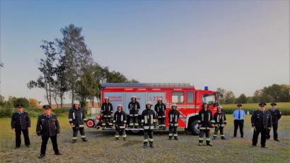 Bild: gz
Die Feuerwehrführung bescheinigte der ersten Gruppe eine tadellose Leistung.