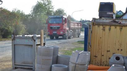 Bild: Benkhardt
Der Ausbau der Max-Reger-Straße läuft auf vollen Touren. Der Stadtrat hat nun bereits die Weichen für die Abrechnung der Erschließung gestellt.