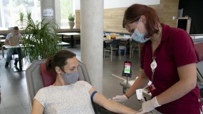 Bild: Eva Ippisch
Über 60 Mitarbeiter ließen sich bei FEE Blut abnehmen.