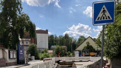 Bild: exb
Der Doppelstrang der Fernwärme erreicht vom Eichelberg aus immer mehr Stadtteile – jüngst sogar Erlheim.