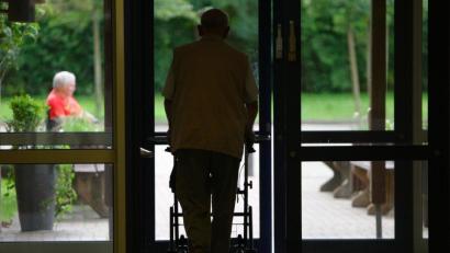 Bild: Peter Steffen/dpa
Die Lebenserwartung in Bayern steigt weiter.