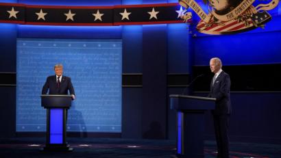 Bild: Julio Cortez/AP/dpa
US-Präsident Donald Trump (links) undsein demokratischer Herausforderer Joe Biden während der ersten Präsidentschaftsdebatte.