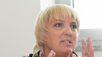 Bild: Gabi Schönberger
Claudia Roth ist die Erinnerung an die Flossenbürger KZ-Opfer ein Anliegen.