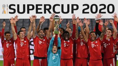 Bild: Sven Hoppe/dpa
Supercup - der fünfte Erfolg für die Titelsammler des FC Bayern.