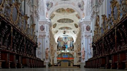 Bild: tr
Der Verein der Freunde der Basilika wird auch in nächster Zeit die Kirchenstiftung bei besonderen Projekten unterstützen. Einige davon nannte stellvertretender Vorsitzender Wille Prechtl jetzt bei der Jahreshauptversammlung.