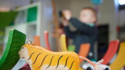 Symbolbild: Bernd Thissen/dpa
Die Püchersreuther Kindergärten sind gut ausgelastet.