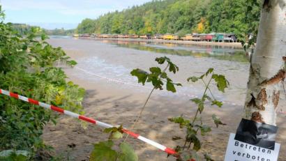 Bild: do
Am Südufer des Rußweihers hat ein Mann eine Mörsergranate aus dem Zweiten Weltkrieg gefunden.