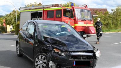 Bild: gf
Montagmittag kam es bei Edelsfeld zu einem Unfall auf der Bundesstraße 85. Die Unfallverursacherin musste leichtverletzt ins Krankenhaus.