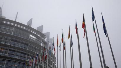 Archivbild: Philipp von Ditfurth
Die Flaggen der Mitgliedstaaten vor dem EU-Parlament in Straßburg.