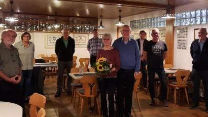 Bild: ffz
Im Bild (von links): Wunibald Heinl, Gerlinde Reichl, Josef Bösl, Reinhard Reindl, Gisela und Werner Lustig, Franz Ficker, Reiner Sirtl und Josef Sirtl.