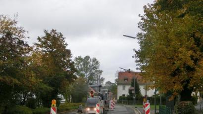 Bild: kgg
In der Neualbenreuther Straße ist am Donnerstag mit den Arbeiten für die Auswechslung der Wasserleitung begonnen worden.