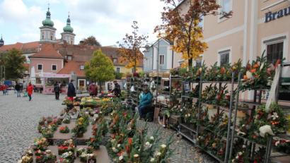 Bild: kro
Die Zahl der Besucher beim Kirchweihmarkt in Waldsassen hielt sich in Grenzen.