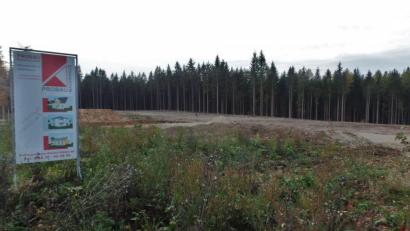 Bild: br
Für das Baugebiet „Neusorg-West“ an der Eichendorffstraße gegenüber dem Friedhof wurde der Bebauungsplans überarbeitet. Die Stellungnahmen von Trägern öffentlicher Belange liegen vor. Nun erfolgt eine erneute Beteiligung „berührter“ Behörden. .