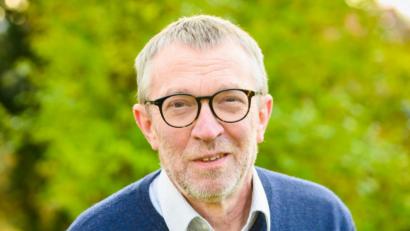 Bild: privat
Bernhard Suttner ist Vater von drei erwachsenen Kindern und beruflich jahrzehntelang als Pädagoge in der Bildungsarbeit fest verankert. Er gibt Tipps für eine bessere Kommunikation.