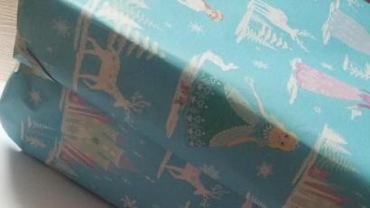 Bild: Kristina Heinzel-Neumann/exb
In die Schatzkiste kommen die Tagesrationen an Süßigkeiten: für jeden Tag der Woche eine Kinderhand voll.