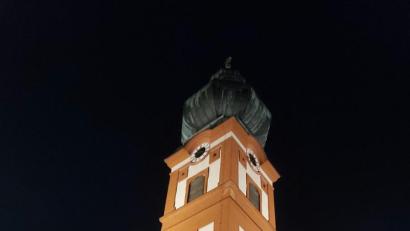 Bild: Markt Eslarn
Sechs LED-Strahler sorgen für die Beleuchtung des Kirchturms.