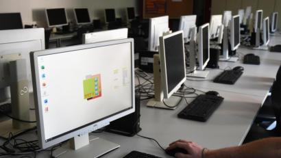 Bild: Gabi Schönberger
Für die Gemeinde Altenstadt/WN ist die Digitalisierung an den Schulen ein wichtiges Theman.