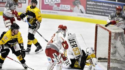 Bild: Hubert Ziegler
Da schlägt es zum 1:2 im Gehäuse des ERSC Amberg ein.