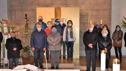Bild: Birgit Helgert 
Ehejubiläum in der Schwarzenbacher Kirche.