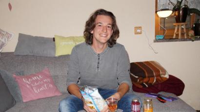 Bild: kaz
Nick Danowski verfolgte am Freitagabend zu Hause sein "First Date".