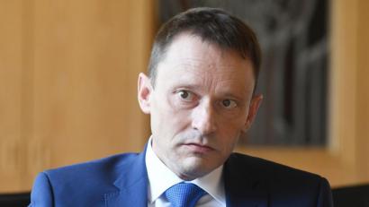 Bild: Gabi Schönberger
OB Jens Meyer will an der Maskenpflicht für Schüler festhalten.