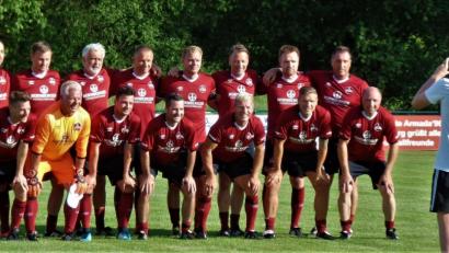 Bild: jml
Die einstigen Stars des 1. FC Nürnberg wollen auch 2021 mit der SpVgg Windischeschenbach feiern. Das Bild stammt von einem Spiel 2019 in Kohlberg.