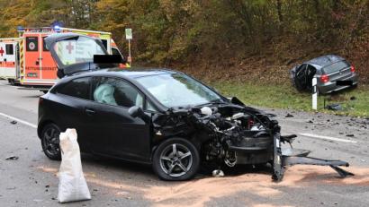 Bild: gf
An den Autos entstand jeweils Totalschaden.