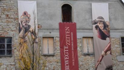 Bild: bö
Bewegte Zeiten: So war die große Kunstausstellung zum 500. Todestag von Erasmus Grasser und seinen weltberühmten Moriskentänzern umschrieben. Bewegte Zeiten erleben die Schmidmühlener wieder, nur auf eine ganz andere Art.