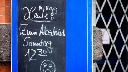 Bild: Hauke-Christian Dittrich
Zum Weinen. Die Gastronomie muss Corona-bedingt erneut schließen. Dabei haben die Wirte Hygienekonzepte und gute Argumente.