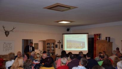 Archivbild: fla
Solche Bilder wird es in diesem Jahr nicht geben. Die Bürger sollen aber trotzdem informiert werden. Der ausführliche Jahresbericht wird im Waldthurner Markt- und Dorferneuerungsblatt erscheinen.