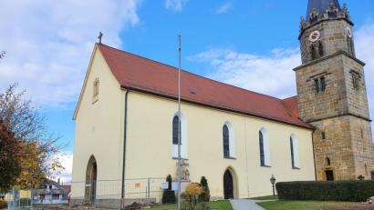Bild: Christian Götz/exb
Die Nikolauskirche in Pittersberg .