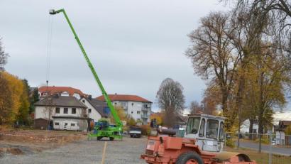 Bild: Benkhardt
An Kemnather Straße baut das Wohnungs- und Siedlungswerk der Diözese Regensburg 32 neue Wohnungen. Die Arbeiten laufen.