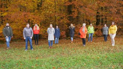 Bild: Raphael Lorenz/exb
Rehkitzrettung Amberg-Sulzbach e.V. stellt sich vor (von links): Stefan Frank, Raphael Lorenz, Selina Kunisch, Melanie Grab, Leokardia Schwab, Katharina Pfanstel, Klaudia Friedl, Doris Bürner, Irina Kryazev und Susanne Kunisch.