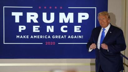 Bild: Evan Vucci
US-Präsident Donald Trump hat sich bei der Wahl in den USA noch vor einem Ergebnis zum Sieger erklärt.