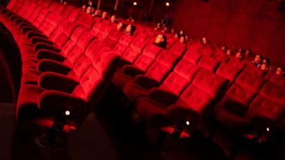 Bild: Nicolas Armer/dpa
Bleiben die Kinosessel künftig unbesetzt? Corona stellt jedenfalls eine große Bedrohung für die Kino-Betreiber dar.