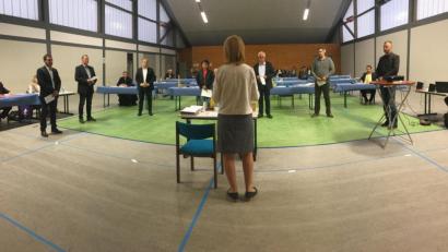 Bild: glb
Die Birglandhalle - hier bei der Vereidigung neuer Gemeinderäte im Mai 2020 - soll in Katastrophenfällen auch als Notquartier dienen können. Für die nötige Grundausstattung gibt die Gemeinde 1000 Euro aus.
