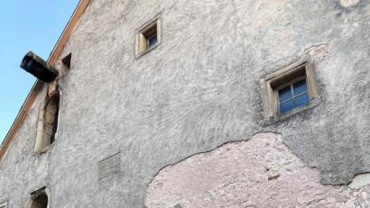 Bild: stg
Am Lenzbräu-Anwesen muss bekanntlich viel gemacht werden, die Stadt Kemnath hofft auf insgesamt 9 Millionen Euro aus dem Bund-Länder-Städtebauförderprogramm.