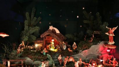 Bild: exb
Es zeigt ein Krippenfenster, das Birgit Krauß 2019 gestaltet hatte.