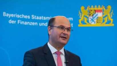 Archivbild: Lino Mirgeler
Der bayerische Finanzminister Albert Füracker (CSU).