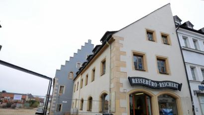Bild: Stephan Huber
Das Anwesen Bahnhofstraße 9, das ehemalige Reicherthaus, soll für fast 500.000 Euro in ein städtisches Bürogebäude umgebaut werden. Geld, das der Stadtrat im kommenden Jahr aber nicht ausgeben will.