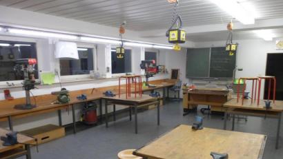 Bild: soj
Der Werkraum in der Ebnather Schule soll renoviert werden. Dafür stellt der Schulverband circa 20.000 Euro zur Verfügung.